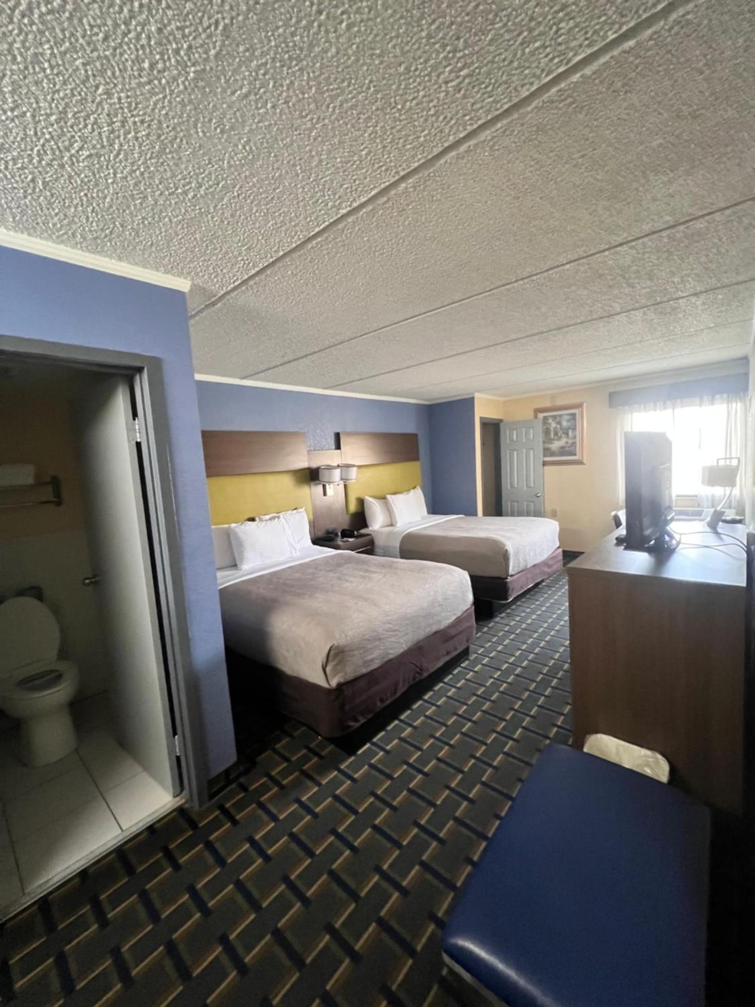 Quality Inn & Suites Near Six Flags East Атланта Екстер'єр фото