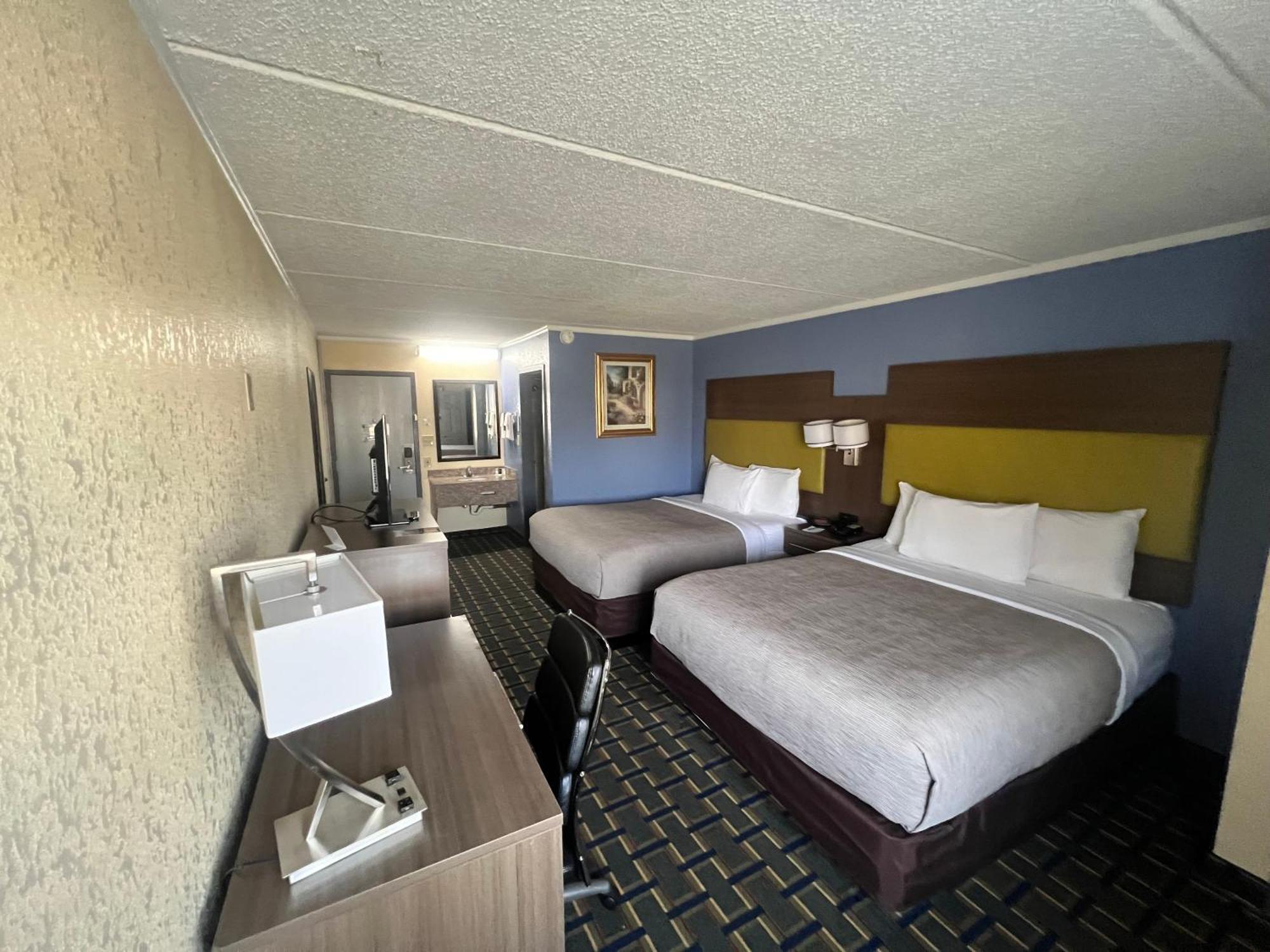 Quality Inn & Suites Near Six Flags East Атланта Екстер'єр фото